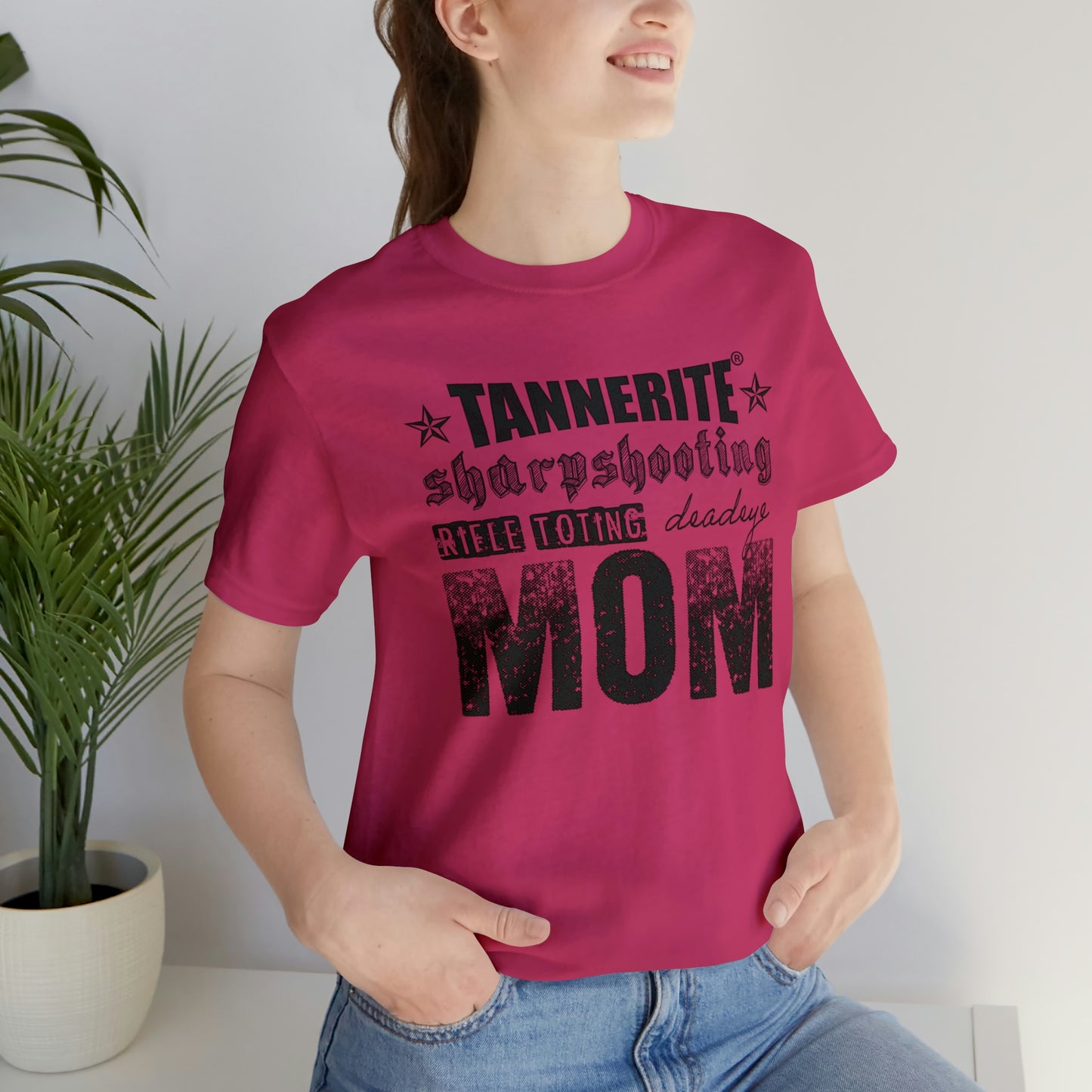 Tannerite® sharpshooting, rifle toting, deadeye MOM Jersey Short Sleeve Tee