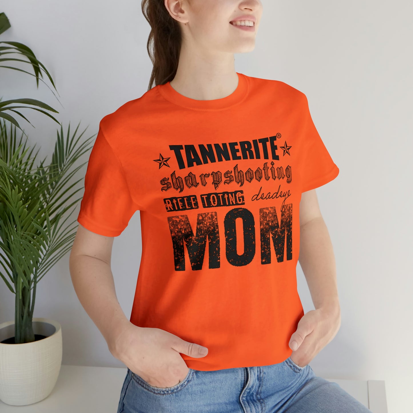 Tannerite® sharpshooting, rifle toting, deadeye MOM Jersey Short Sleeve Tee